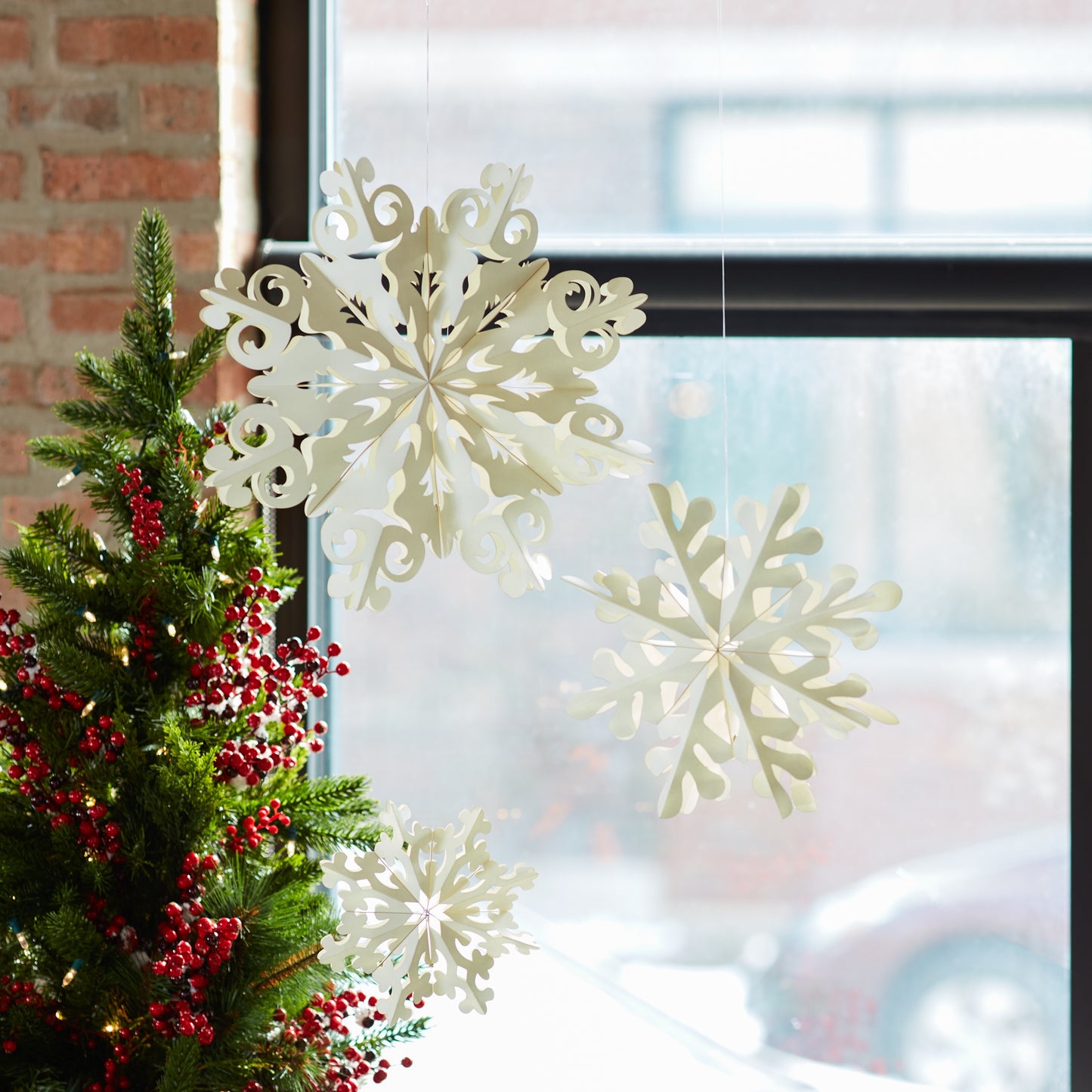 Paper Snowflake Ornament (Set of 6)