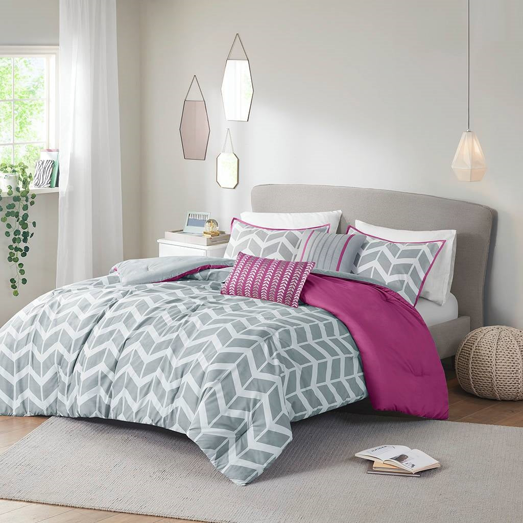 Twin Reversible Comforter Set with Grey White Purple Pink Chevron Pattern